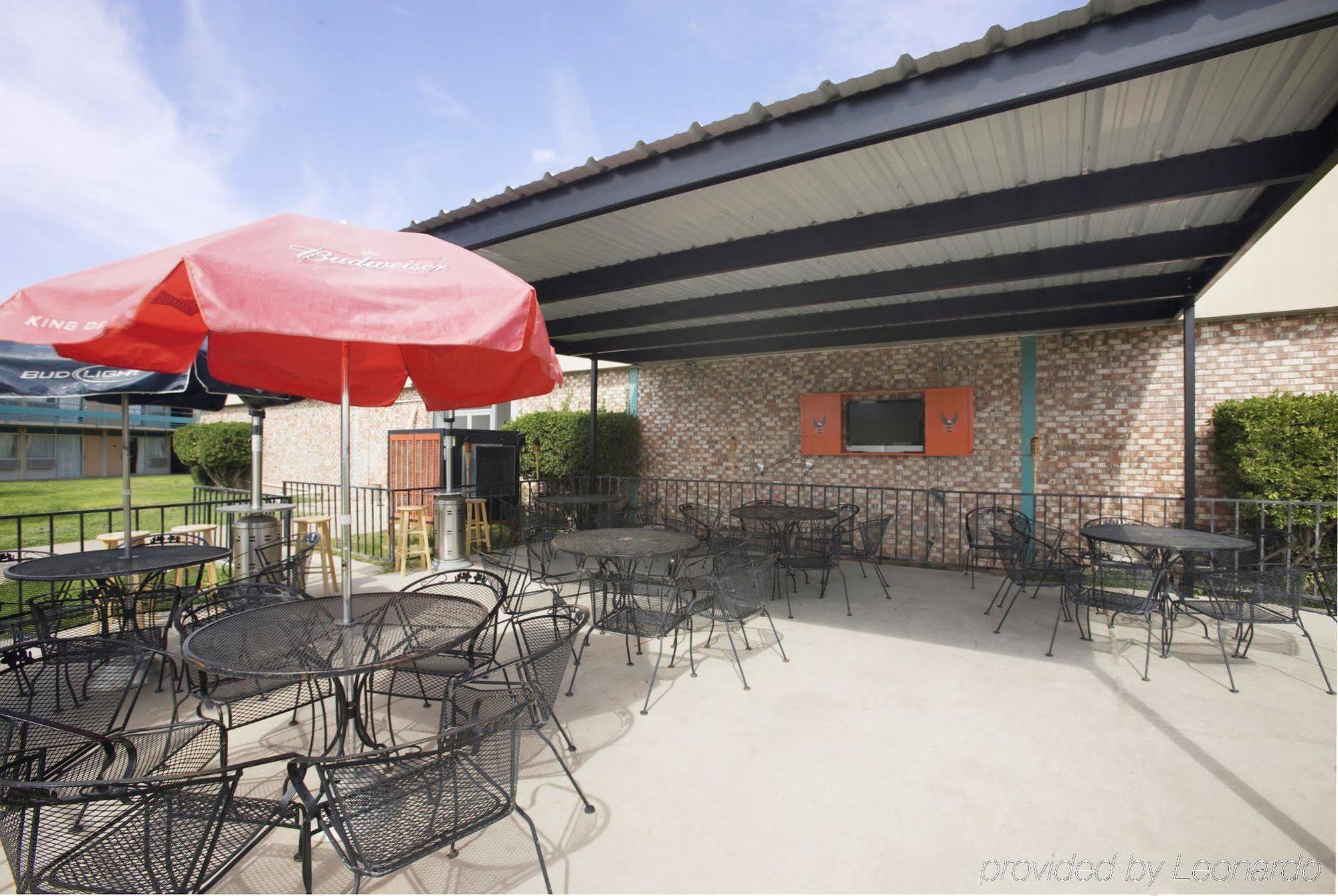 Econo Lodge Carlsbad Caverns Area Restaurant photo